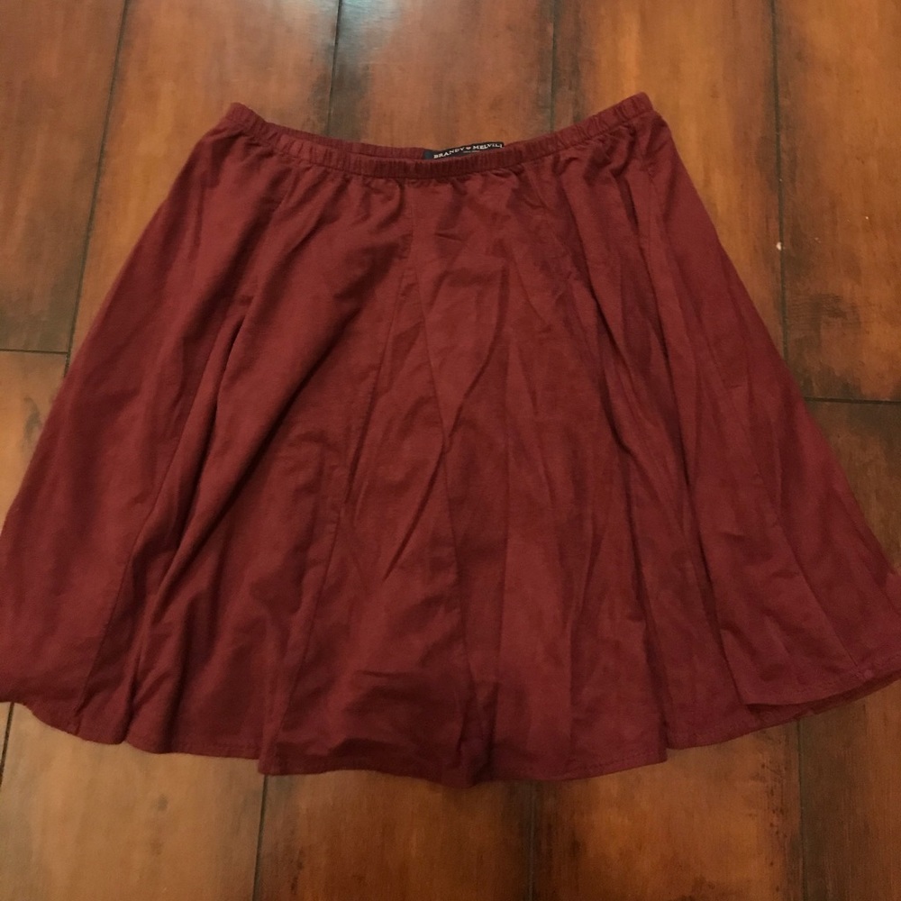 Brandy Melville maroon skater skirt